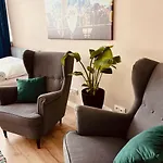Green Stone Apartment